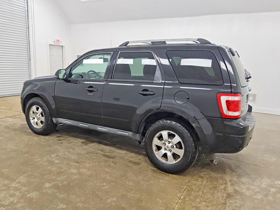 Photo 2 from auction – 2011 FORD ESCAPE with VIN 1FMCU9EG1BKC53021