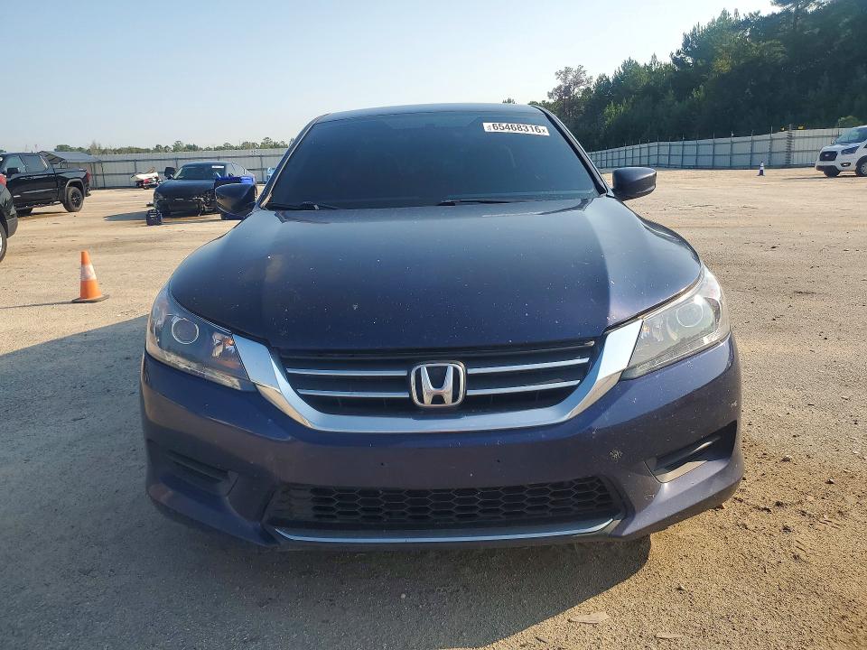 Photo 5 from auction – 2014 HONDA ACCORD with VIN 1HGCR2F39EA061950