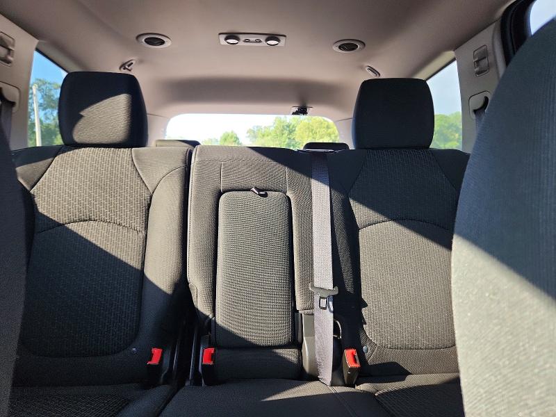Photo 10 from auction – 2012 CHEVROLET TRAVERSE with VIN 1GNKRGED2CJ201648