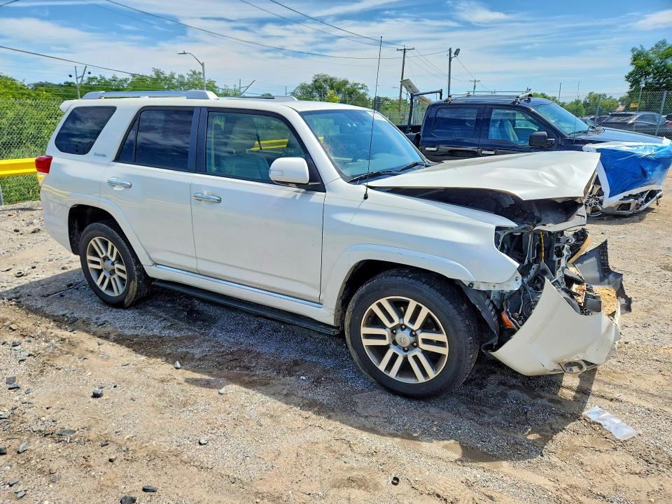 Photo 4 from auction – 2013 TOYOTA 4RUNNER with VIN JTEBU5JR6D5149444