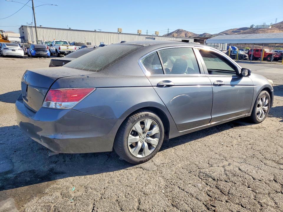 Photo 3 from auction – 2010 HONDA ACCORD with VIN 1HGCP2F80AA072556