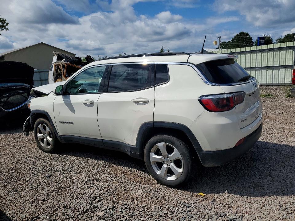 Photo 2 from auction – 2018 JEEP COMPASS with VIN 3C4NJDBB9JT139007