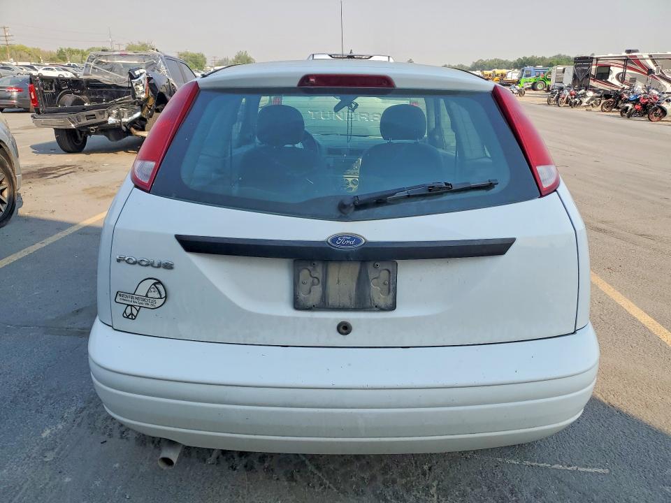 Photo 6 from auction – 2007 FORD FOCUS with VIN 1FAFP31N57W117376