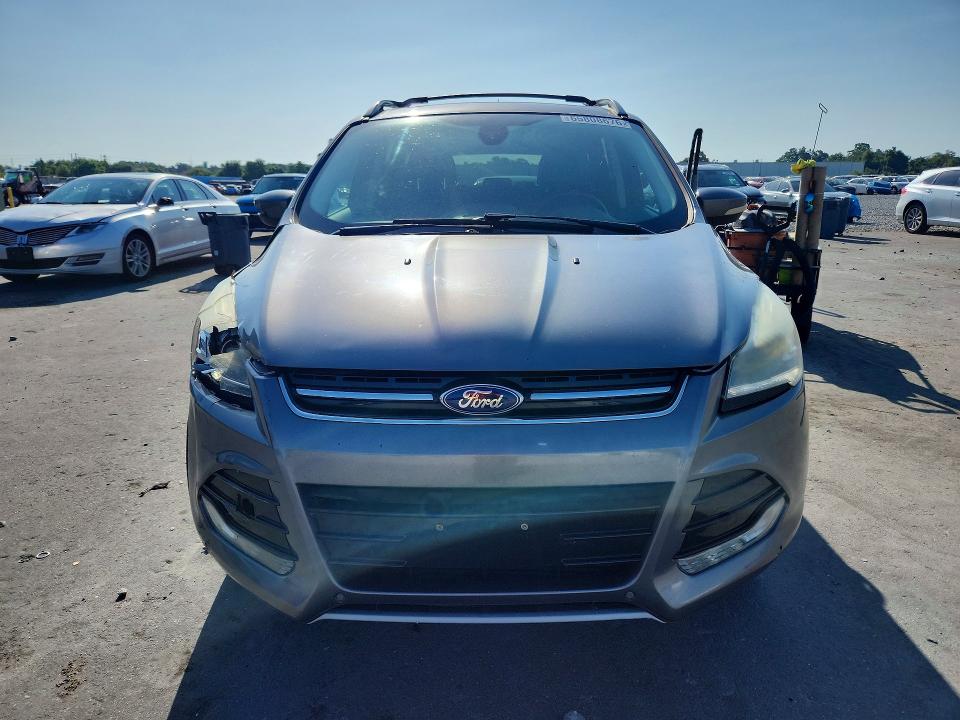 Photo 5 from auction – 2013 FORD ESCAPE with VIN 1FMCU9J9XDUA93686