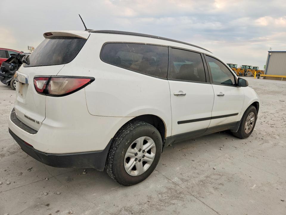 Photo 3 from auction – 2016 CHEVROLET TRAVERSE with VIN 1GNKRFKD4GJ191175