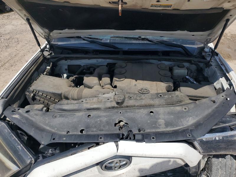 Photo 12 from auction – 2018 TOYOTA 4RUNNER with VIN JTEBU5JR8J5550229