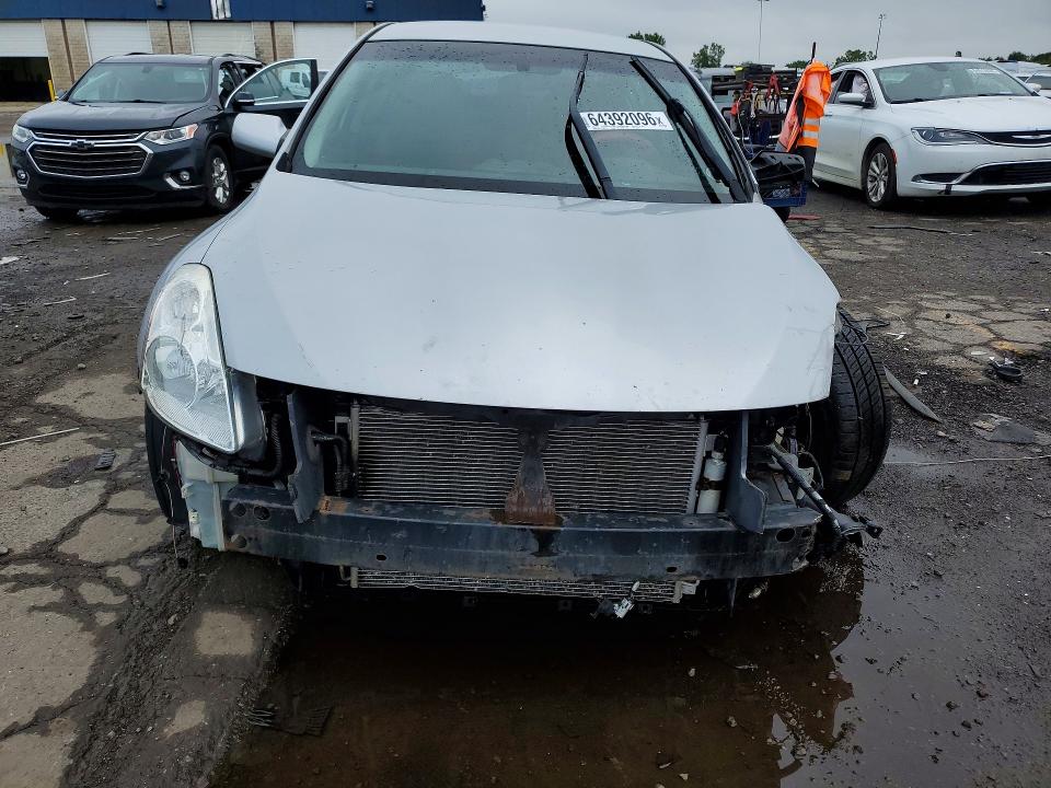 Photo 5 from auction – 2011 NISSAN ALTIMA with VIN 1N4AL2AP7BN443342