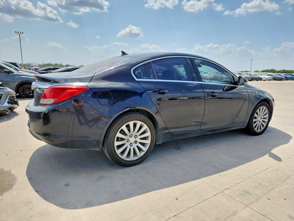 Photo 3 from auction – 2012 BUICK REGAL with VIN 2G4GR5EK9C9109381