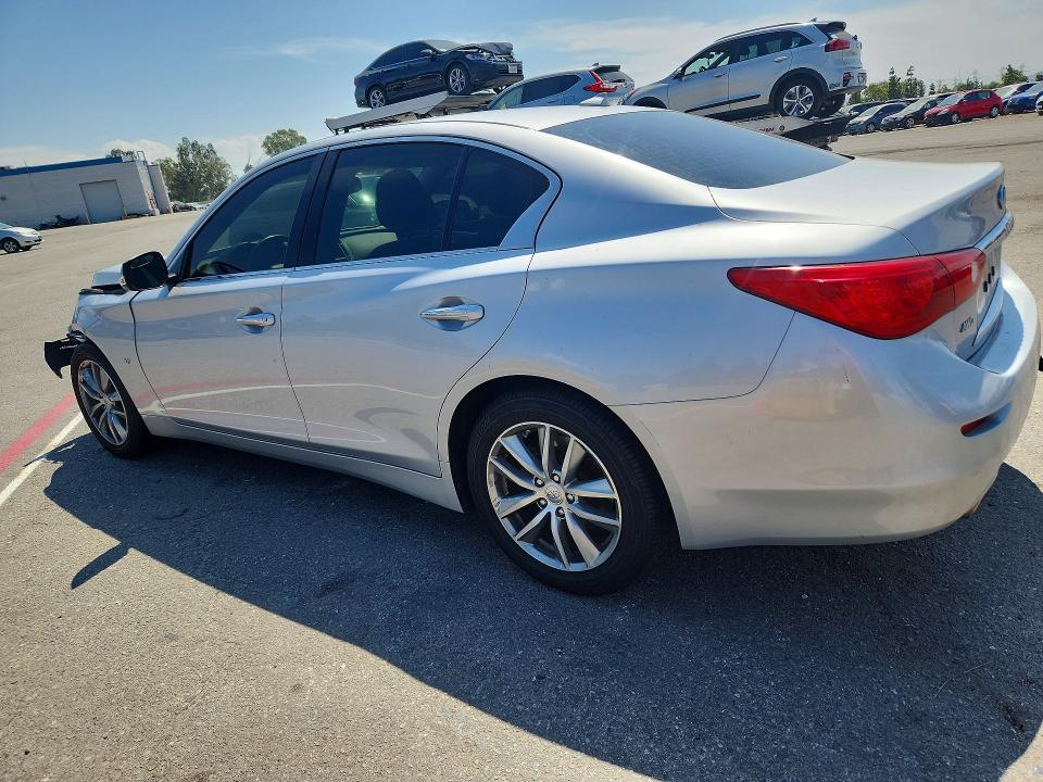 Photo 2 from auction – 2015 INFINITI Q50 with VIN JN1BV7AR8FM401302