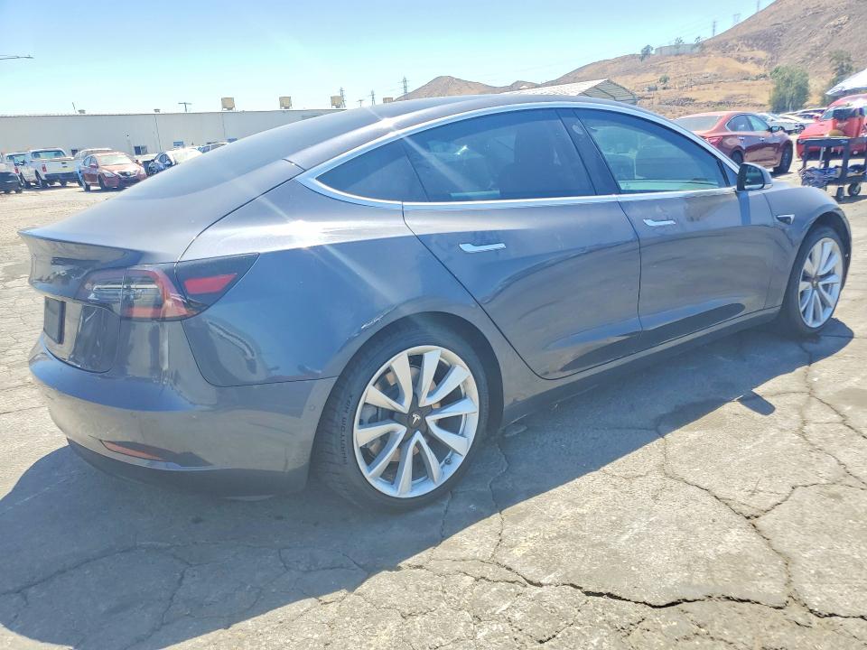 Фото 3 с аукциона – 2020 TESLA MODEL 3 с VIN 5YJ3E1EA8LF598494
