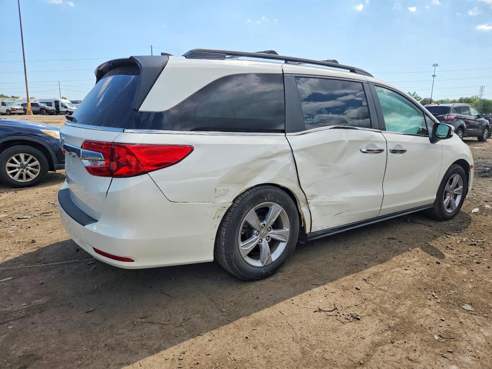 Photo 3 from auction – 2019 HONDA ODYSSEY with VIN 5FNRL6H74KB056904