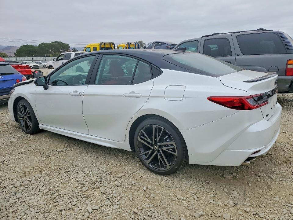 Photo 2 from auction – 2026 TOYOTA CAMRY with VIN 4T1DAACK7TU312911