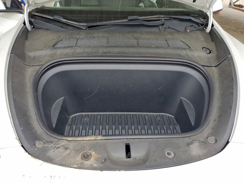Снимка 11 от търг – 2022 TESLA MODEL Y с VIN 7SAYGDEEXNF395505