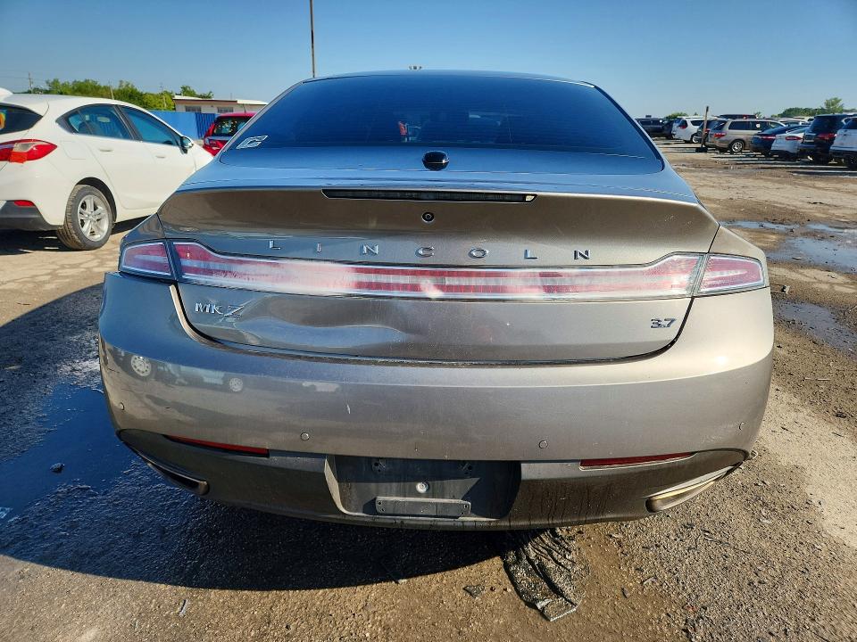 Photo 6 from auction – 2016 LINCOLN MKZ with VIN 3LN6L2GK6GR607692
