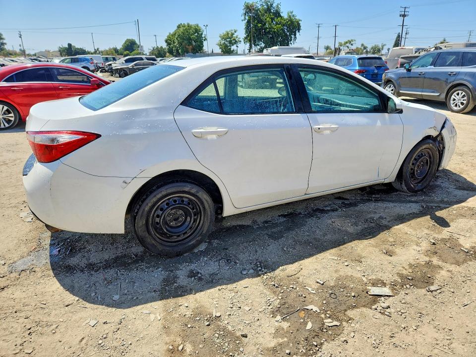 Photo 3 from auction – 2014 TOYOTA COROLLA with VIN 5YFBURHE9EP126551