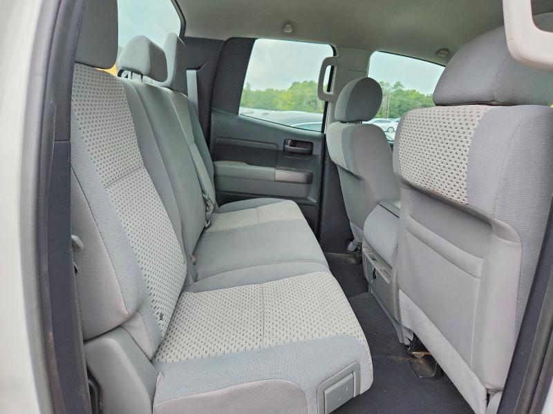 Photo 10 from auction – 2012 TOYOTA TUNDRA with VIN 5TFRU5F11CX027440
