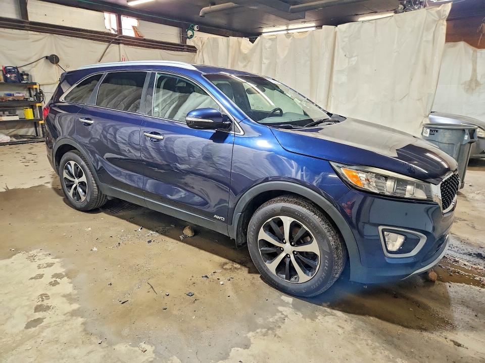 Photo 4 from auction – 2016 KIA SORENTO with VIN 5XYPHDA15GG133296