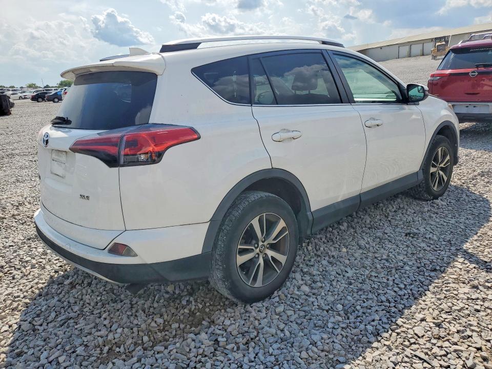 Photo 3 from auction – 2016 TOYOTA RAV4 with VIN 2T3WFREV4GW288578