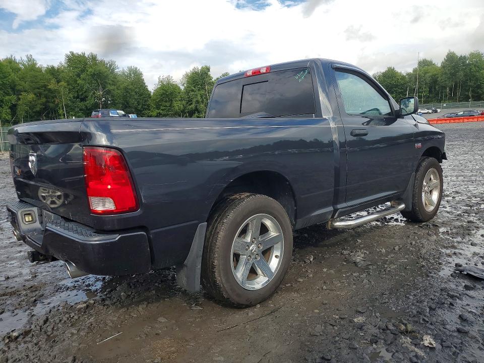 Photo 3 from auction – 2014 RAM 1500 with VIN 3C6JR7AT4EG239847