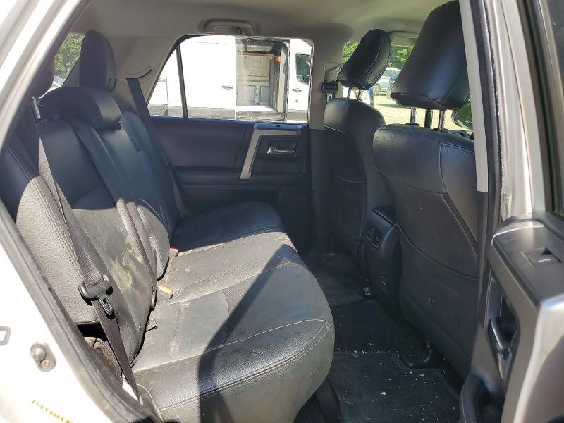 Photo 11 from auction – 2016 TOYOTA 4RUNNER with VIN JTEBU5JR7G5291192