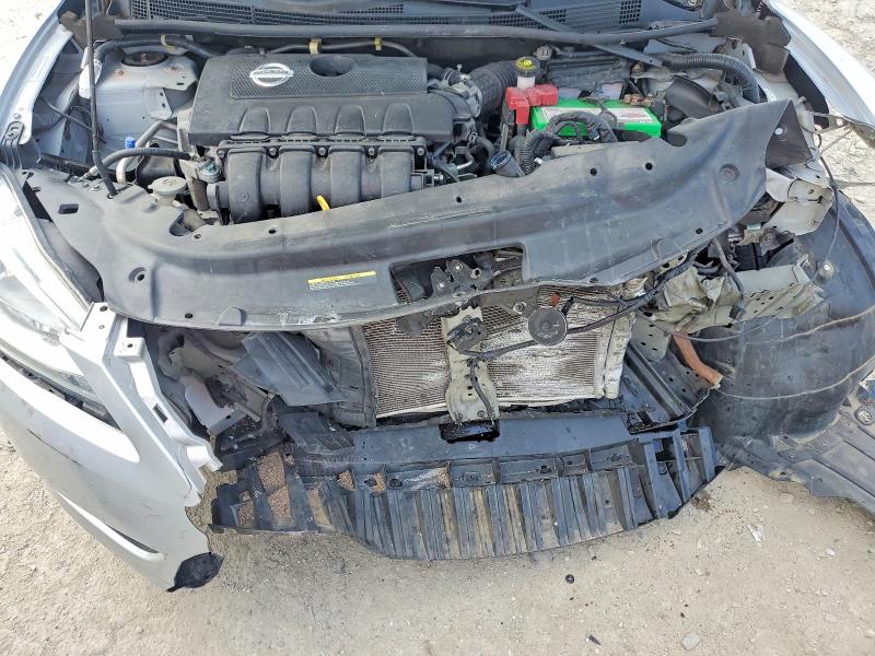 Photo 11 from auction – 2015 NISSAN SENTRA with VIN 3N1AB7AP7FL647898