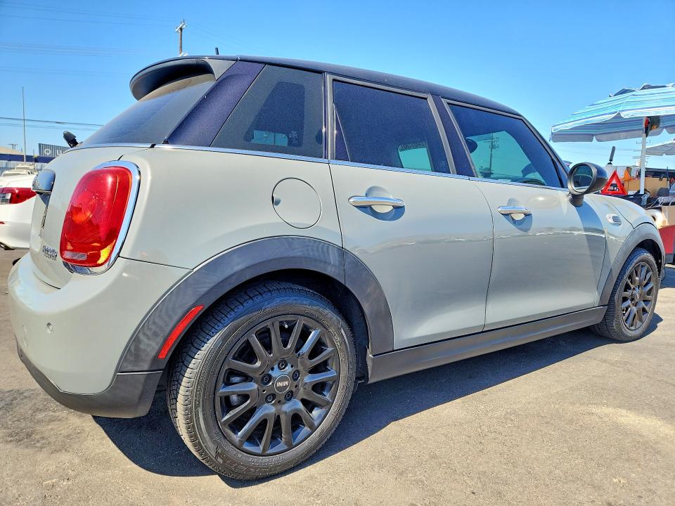 Photo 3 from auction – 2018 MINI COOPER with VIN WMWXU1C58J2F80667