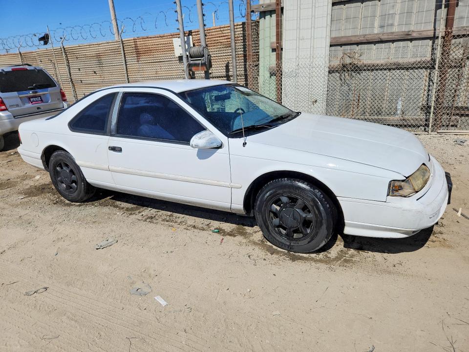 Photo 4 from auction – 1993 FORD THUNDERBIRD LX with VIN 1FAPP6246PH112865