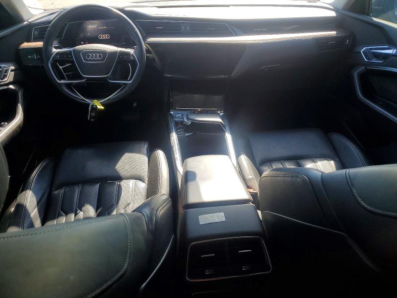 Photo 8 from auction – 2019 AUDI E-TRON with VIN WA1VAAGE0KB021989