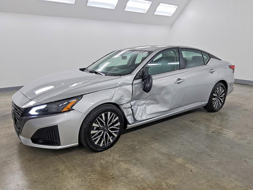 NISSAN ALTIMA 2026 with VIN 1N4BL4DV3TN352029 - Photo from auction
