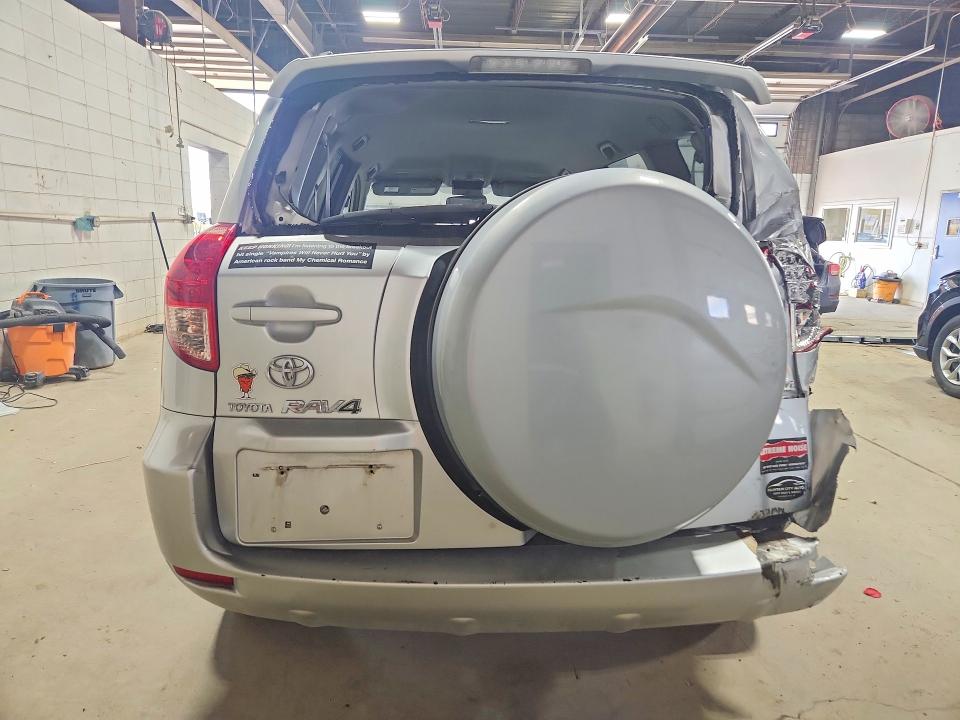 Photo 6 from auction – 2008 TOYOTA RAV4 with VIN JTMBD35V885134708