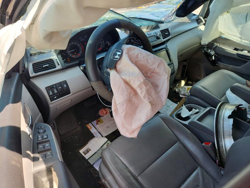 Снимка 8 от търг – 2015 HONDA ODYSSEY с VIN 5FNRL5H69FB099464