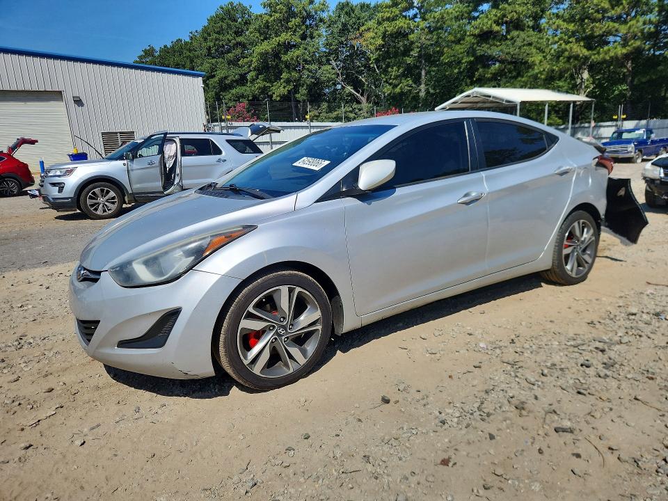HYUNDAI ELANTRA 2015 with VIN 5NPDH4AE3FH622728 - Photo from auction