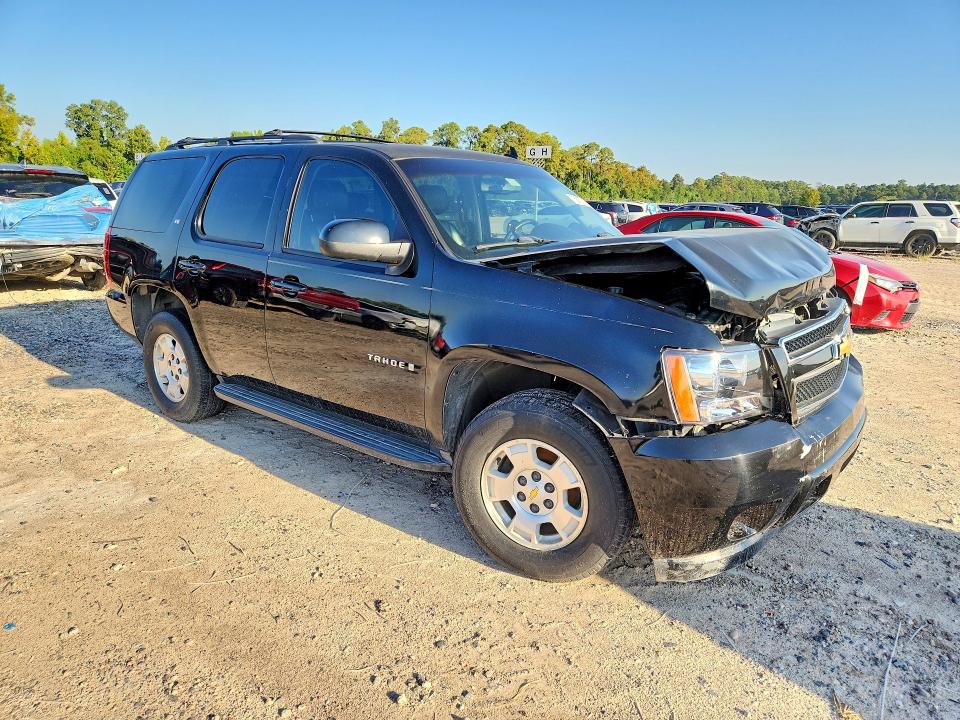 Photo 4 from auction – 2009 CHEVROLET TAHOE 1500 with VIN 1GNFC23009R153826