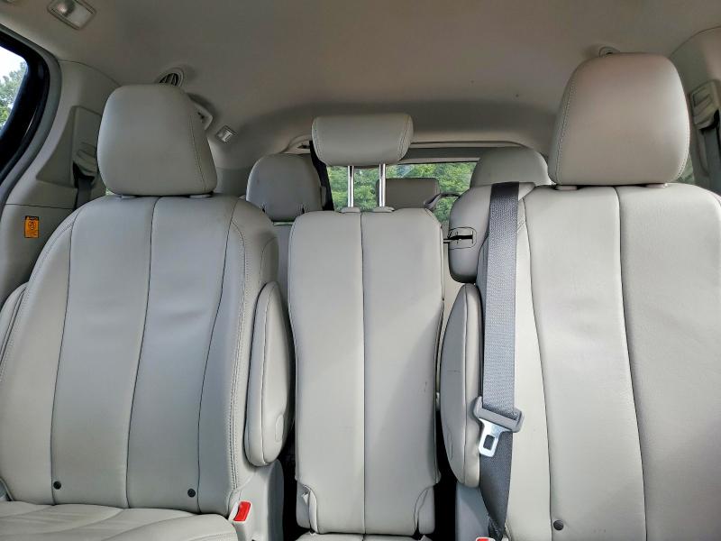 Photo 10 from auction – 2013 TOYOTA SIENNA with VIN 5TDYK3DC9DS379537