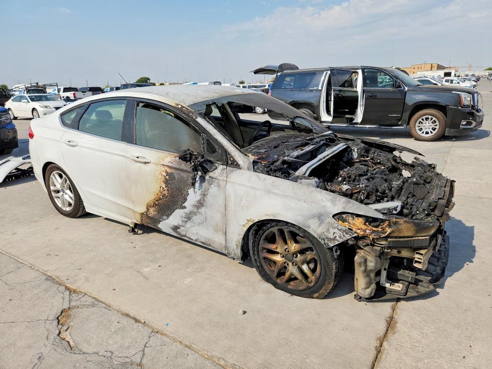 Photo 4 from auction – 2013 FORD FUSION with VIN 3FA6P0HRXDR378525