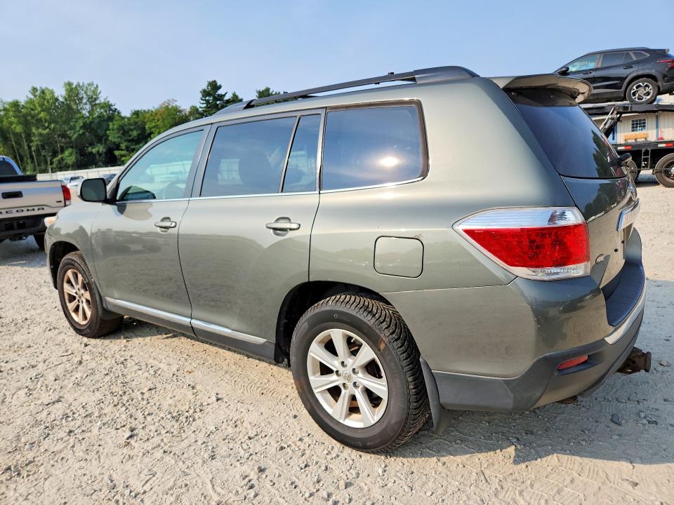 Photo 2 from auction – 2012 TOYOTA HIGHLANDER with VIN 5TDBK3EHXCS116200