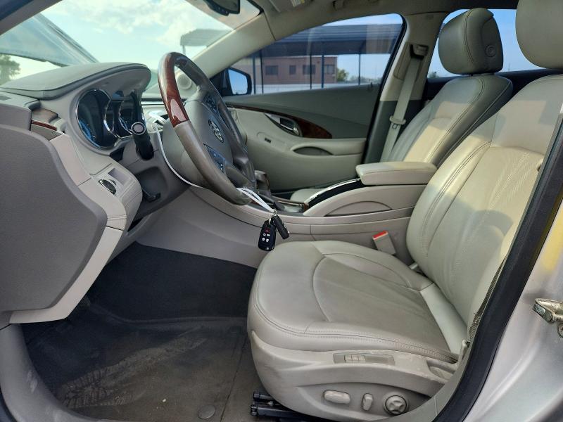 Photo 7 from auction – 2010 BUICK LACROSSE with VIN 1G4GE5EV0AF255811