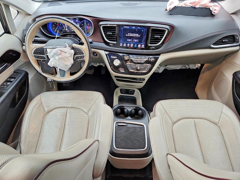 Photo 8 from auction – 2019 CHRYSLER PACIFICA with VIN 2C4RC1GG7KR550909