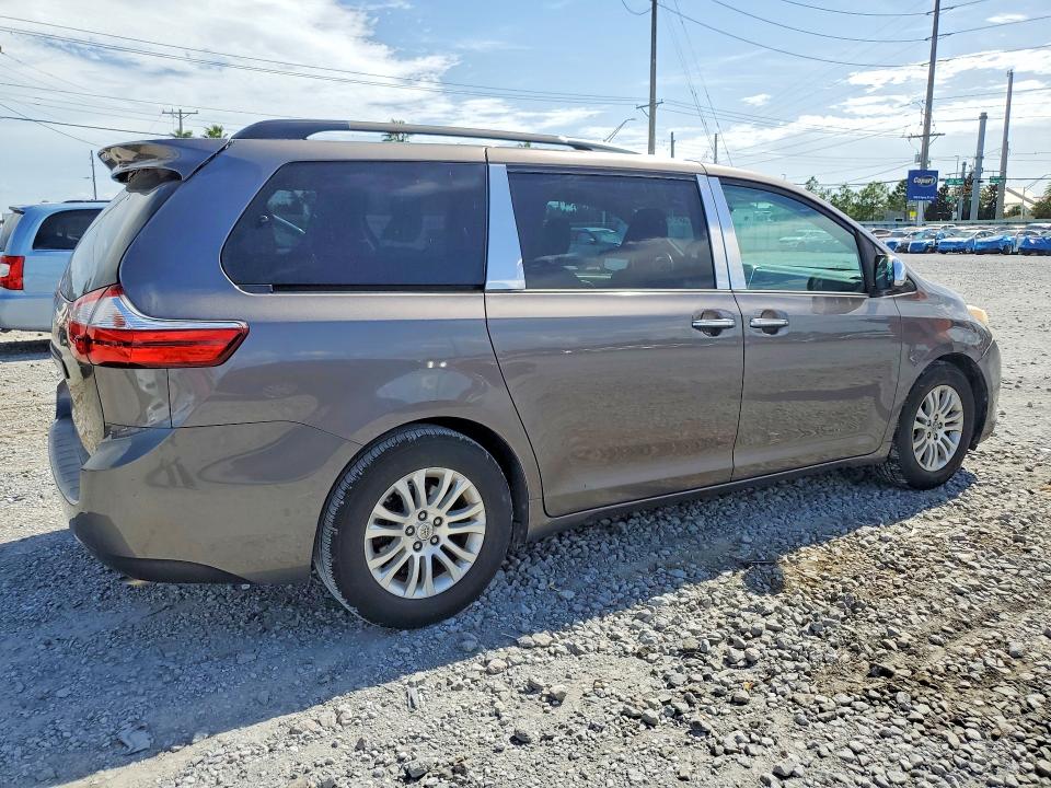 Photo 3 from auction – 2015 TOYOTA SIENNA with VIN 5TDYK3DC5FS547869