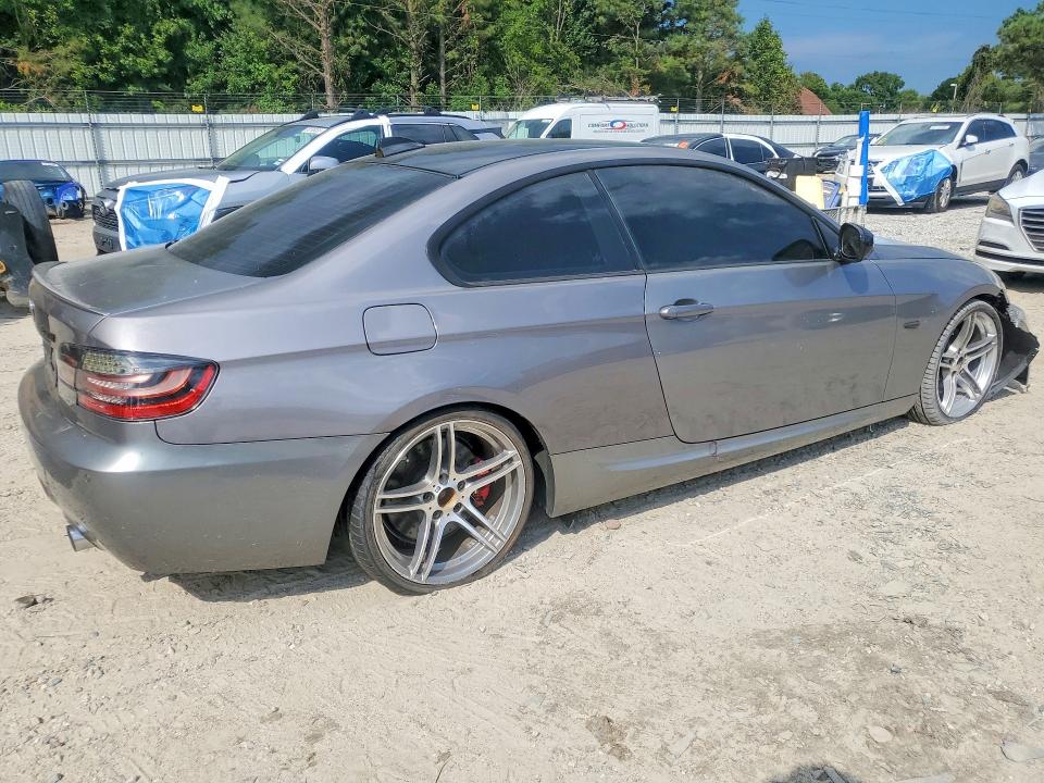 Photo 3 from auction – 2011 BMW 335 with VIN WBAKG7C53BE263820