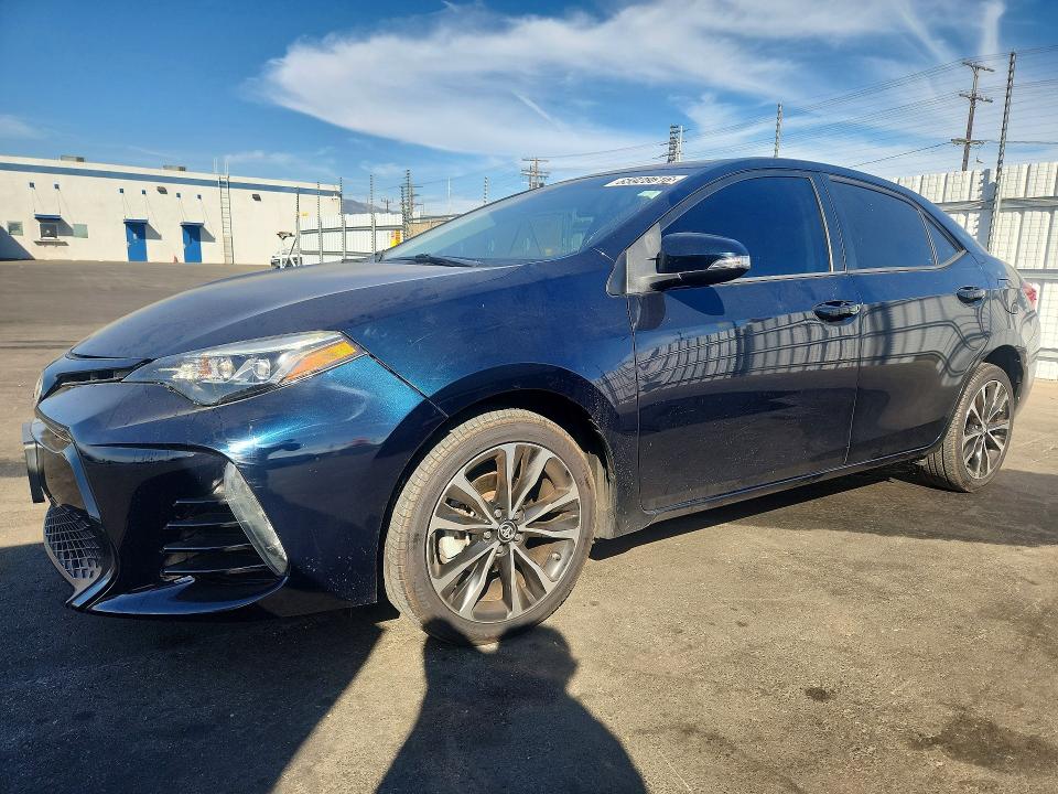 صورة رقم 1 من المزاد - 2018 TOYOTA COROLLA مع VIN 5YFBURHE9JP766804
