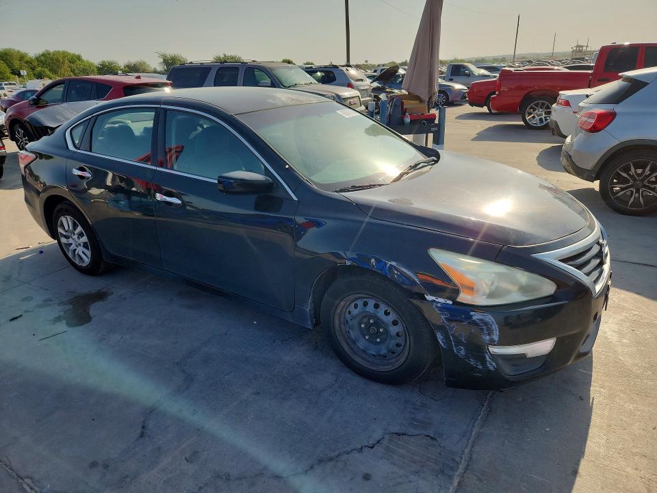 Photo 4 from auction – 2015 NISSAN ALTIMA with VIN 1N4AL3APXFC286123