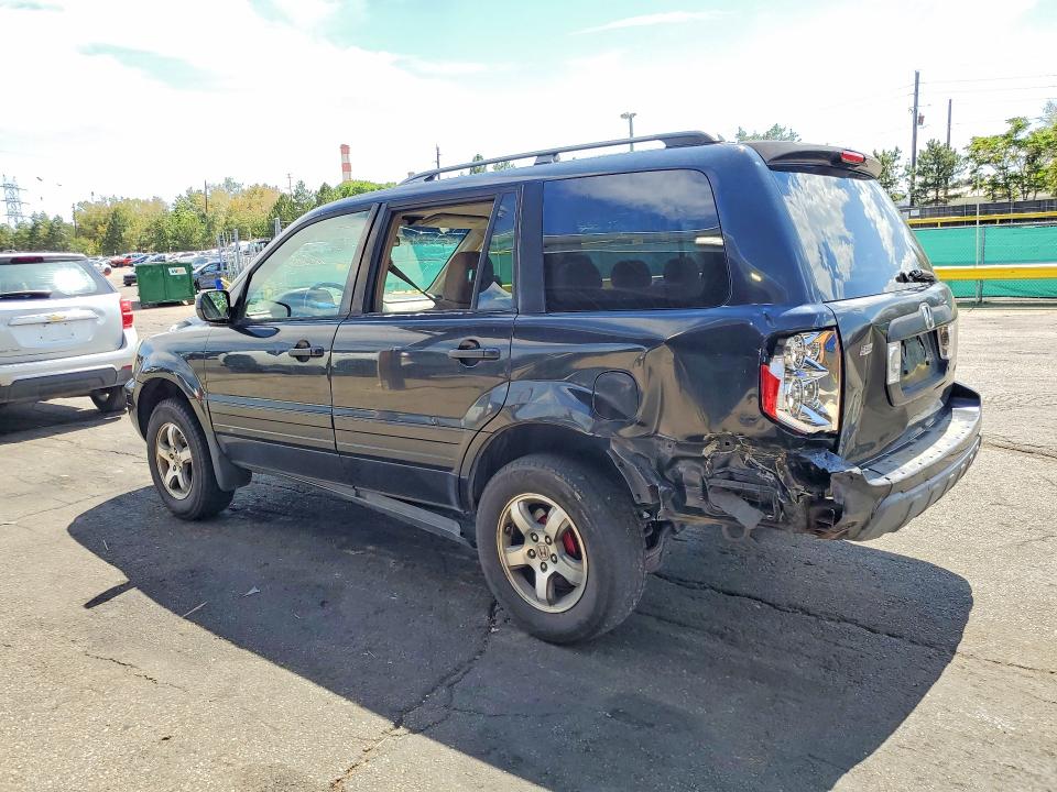Photo 2 from auction – 2005 HONDA PILOT with VIN 2HKYF18455H553008