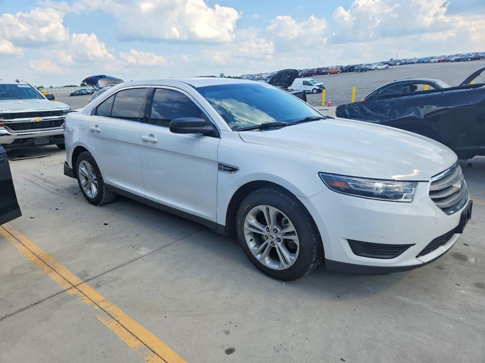 Photo 4 from auction – 2017 FORD TAURUS with VIN 1FAHP2D82HG110244