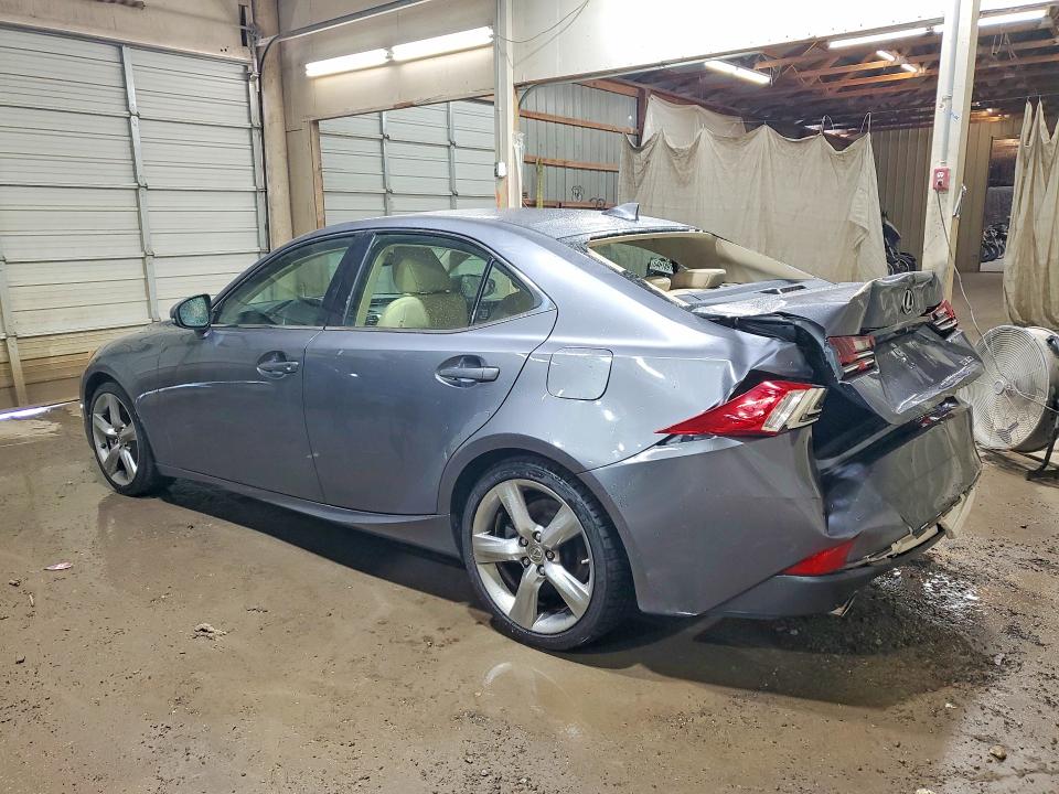 Photo 2 from auction – 2014 LEXUS IS with VIN JTHBE1D27E5000761