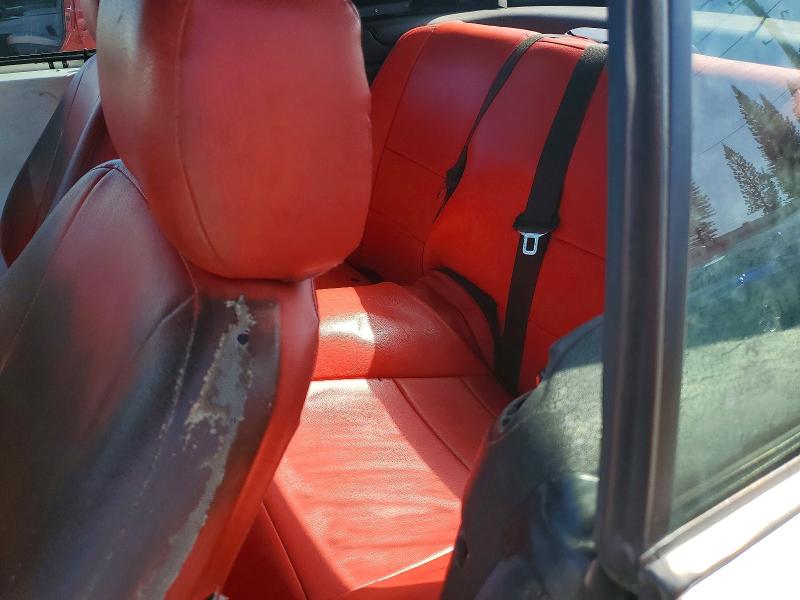 Photo 10 from auction – 1994 BMW 318 with VIN WBABK5327REC83302