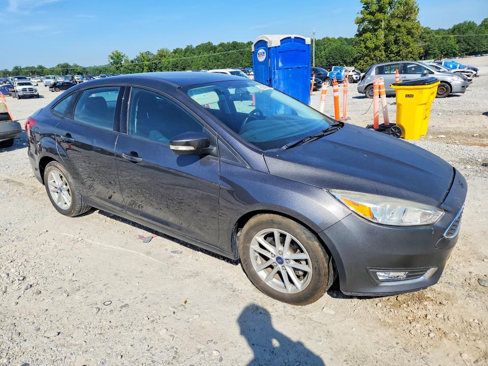 Photo 4 from auction – 2016 FORD FOCUS with VIN 1FADP3F20GL261974