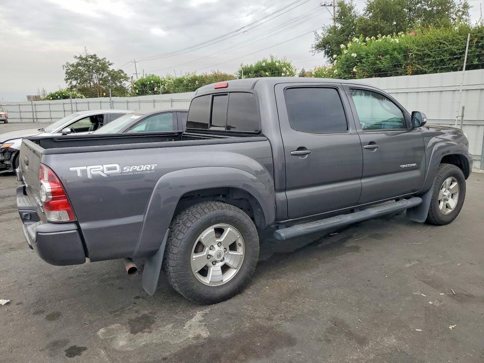 Photo 3 from auction – 2014 TOYOTA TACOMA with VIN 3TMJU4GN4EM168441