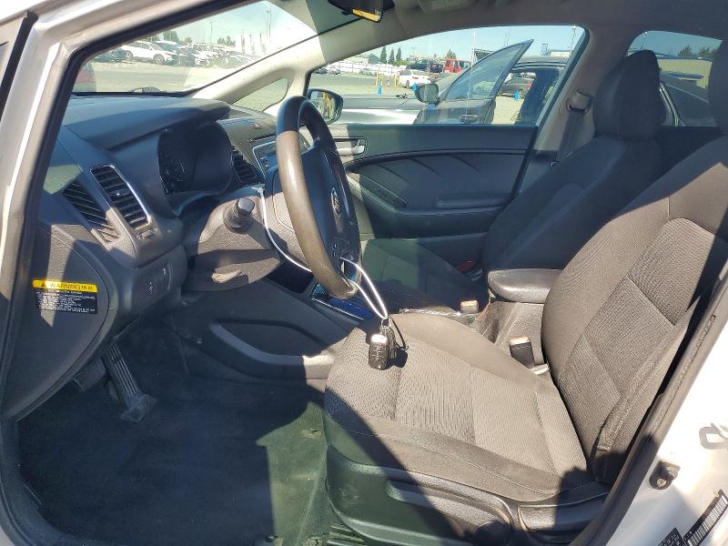 Photo 7 from auction – 2018 KIA FORTE with VIN 3KPFK4A72JE220885