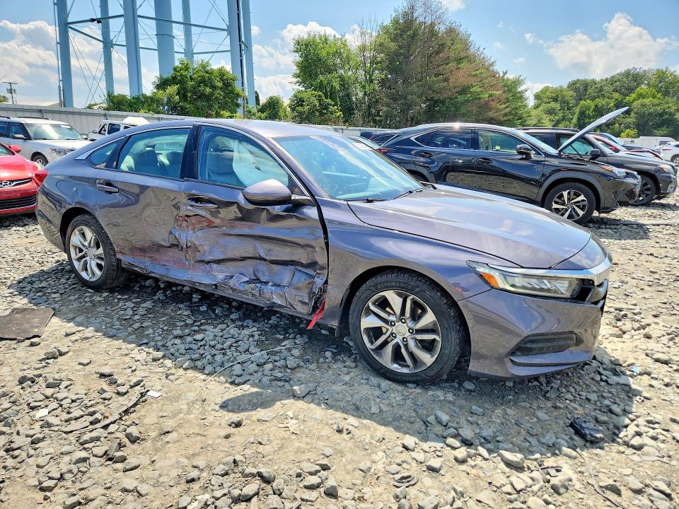 Photo 4 from auction – 2018 HONDA ACCORD with VIN 1HGCV1F10JA249738